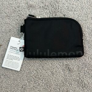 NWT Lululemon Clippable Card Pouch